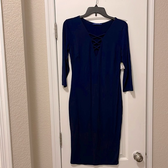BRAND NEW WITH TAGS - Picture 1 of 2